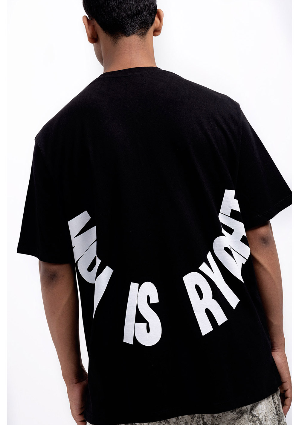 MOM IS RYGHT CLUB ARCH, RAVEN BLACK